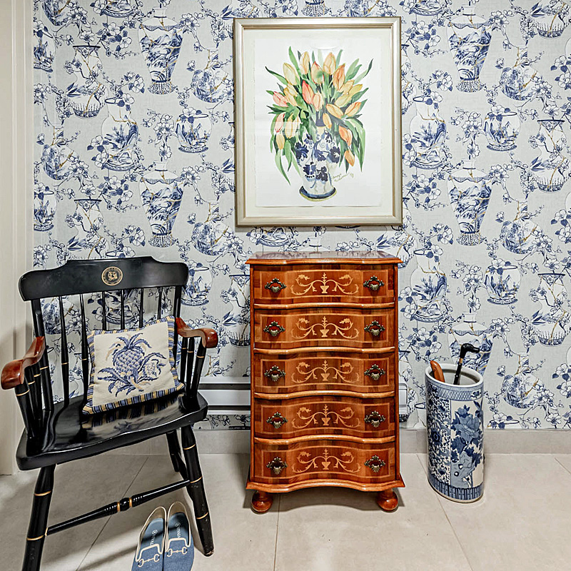 Chinoiserie Chalet, Mudroom Design